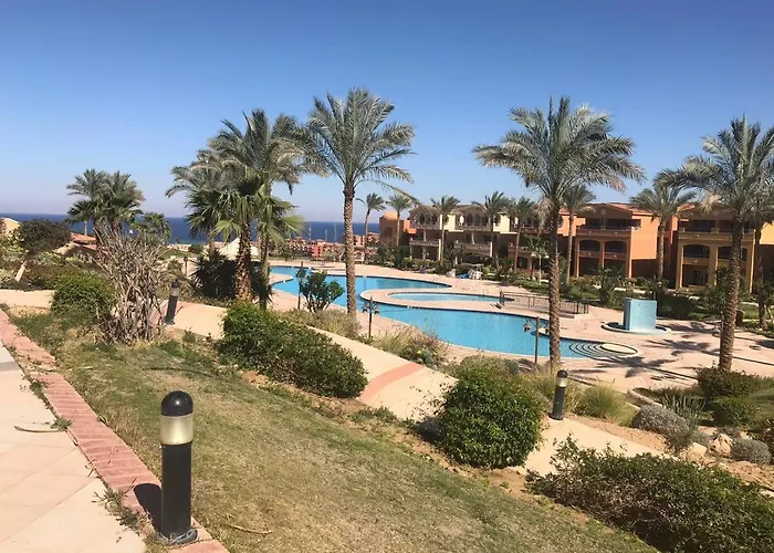 فاخر بالبانوراما بورتوسخنه للعائلات فقط Porto Sokhna Tatil parkı Ain Sukhna